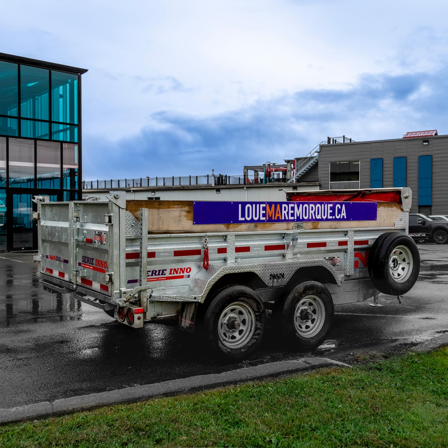 Landscape dump trailer